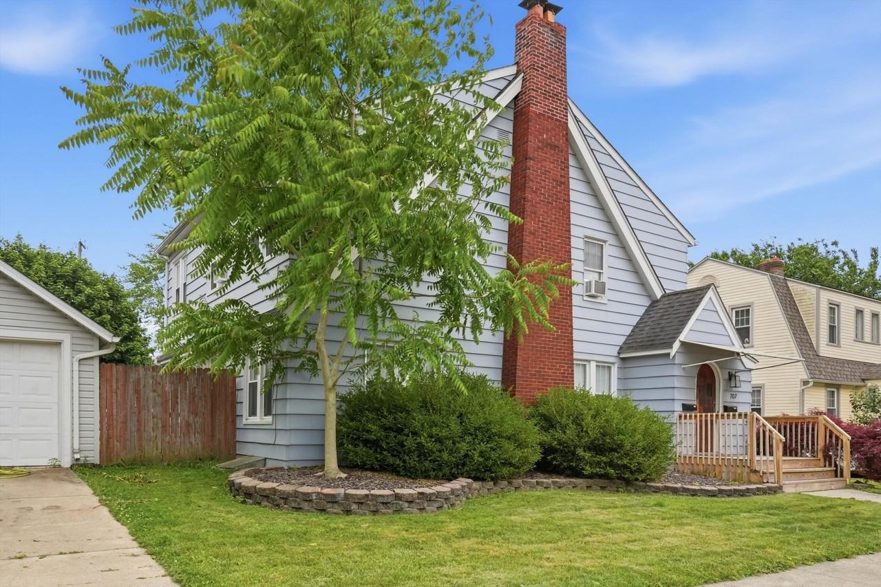 707 Harrison St #2 - Photo 4 of 32