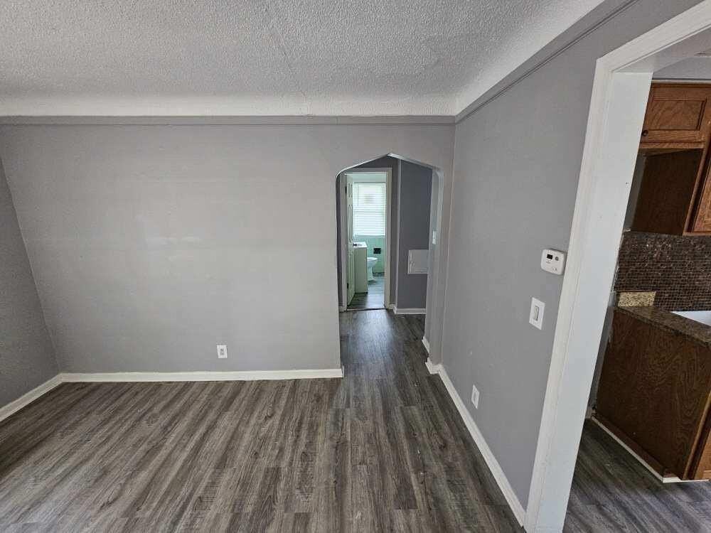 16092 Coram St - Photo 5 of 10