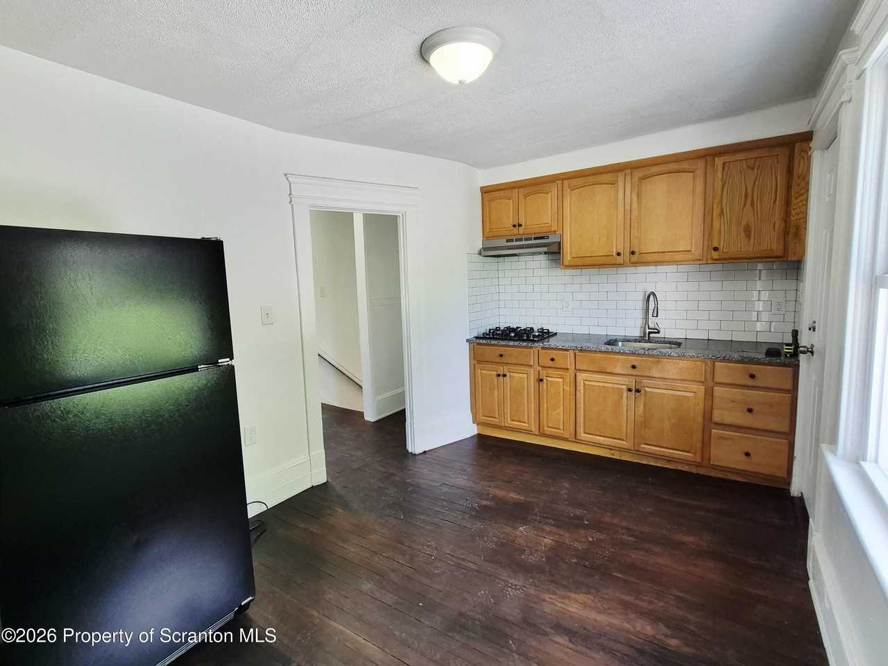 215 Taft St #2 - Photo 3 of 14
