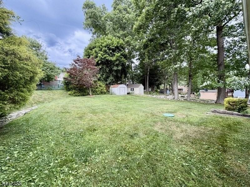 37 Georgia Ave - Photo 2 of 3