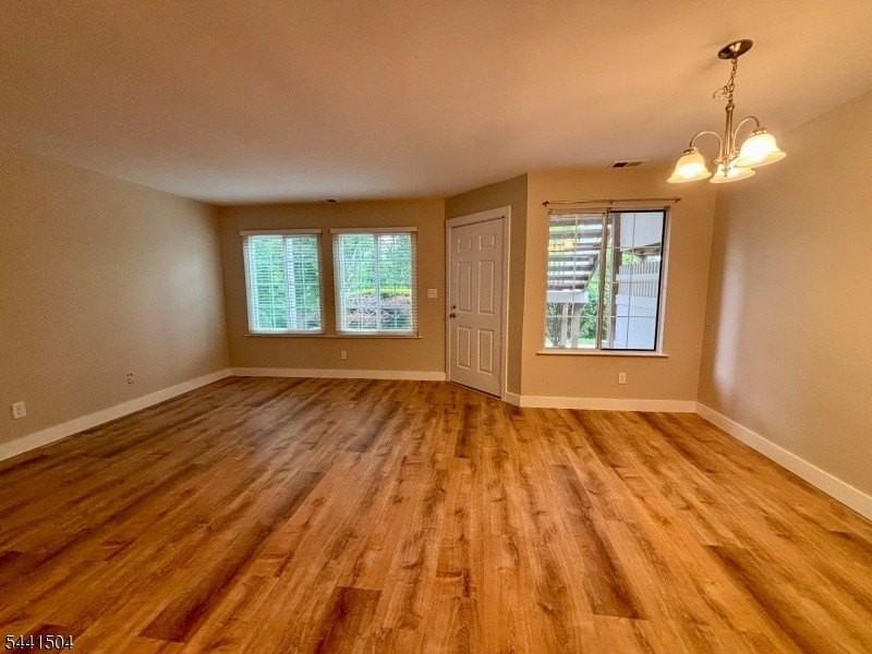 42 Stevens Ct - Photo 4 of 10