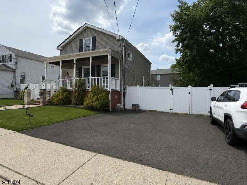 503 Dock St - Photo 2 of 39