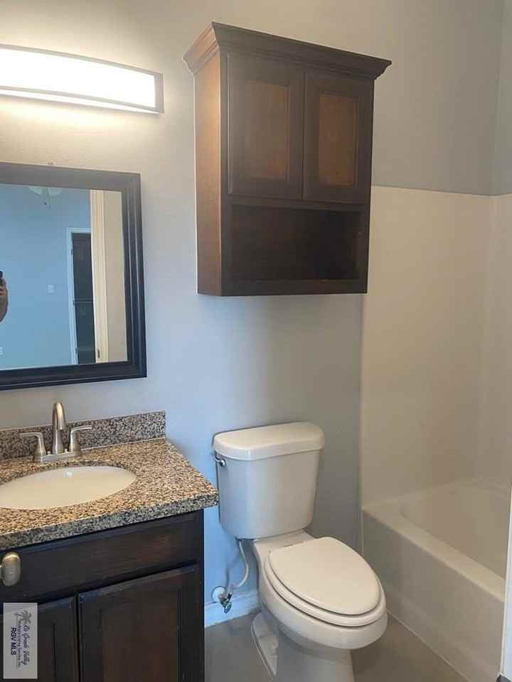 4409 Santee Dr Apt B - Photo 6 of 9