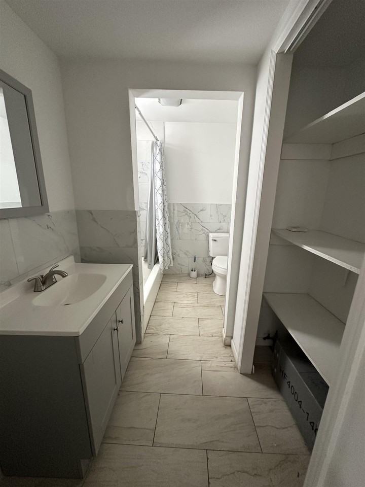 190 Clinton Ave #4 - Photo 2 of 9