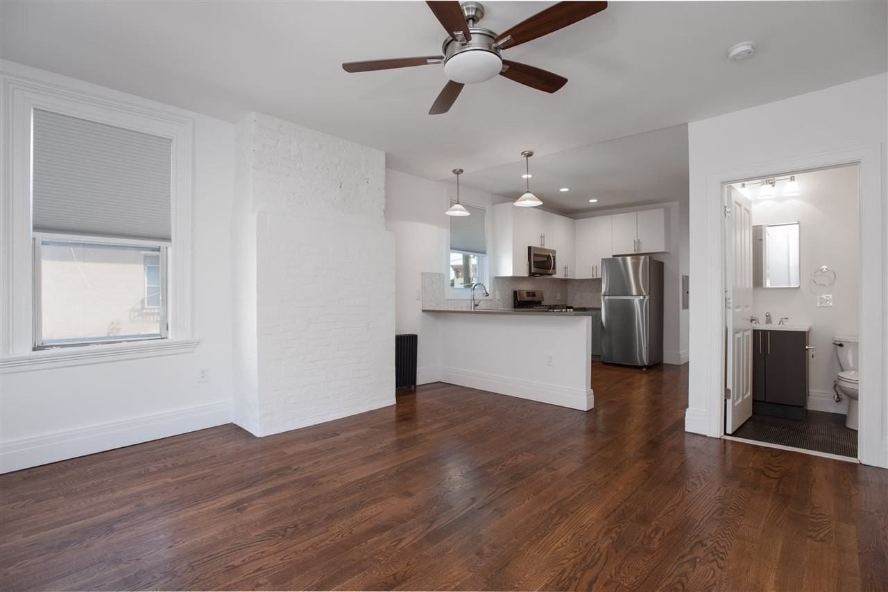 76 Bowers St #3 - Photo 4 of 13
