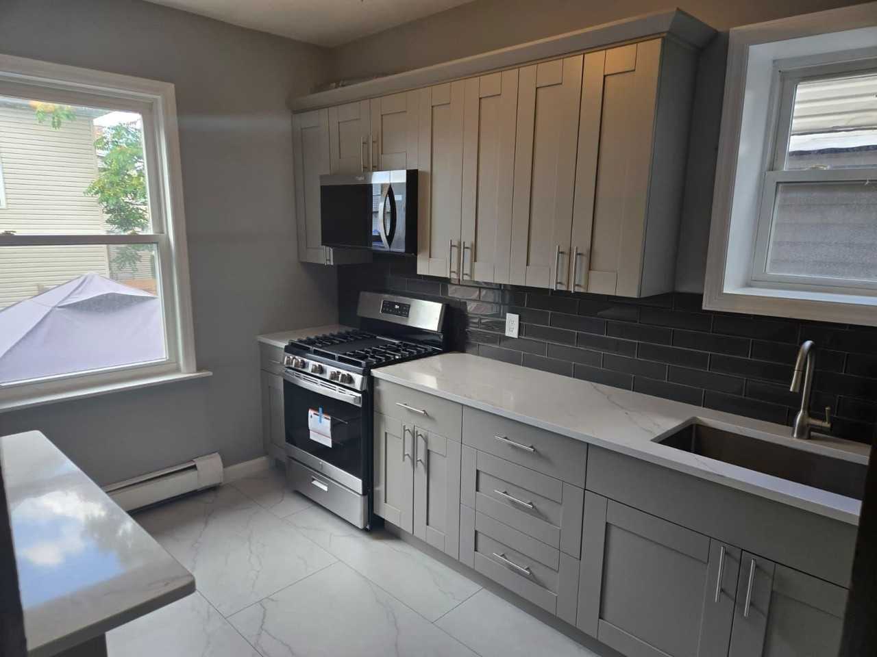 30 Irving St #1 - Photo 4 of 11