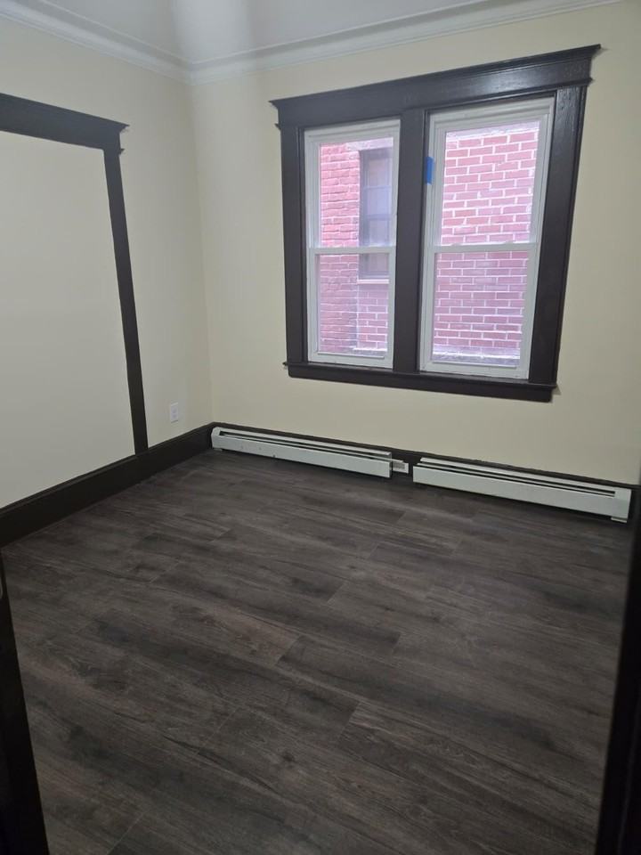 30 Irving St #1 - Photo 7 of 11