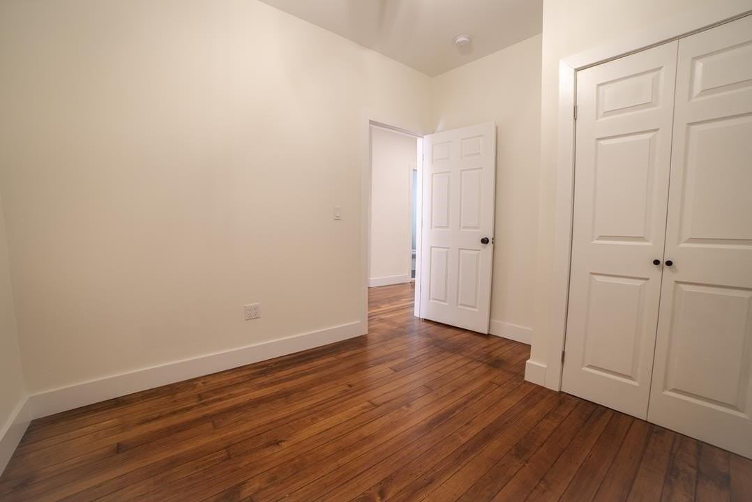 206 48th St #3 - Photo 7 of 21