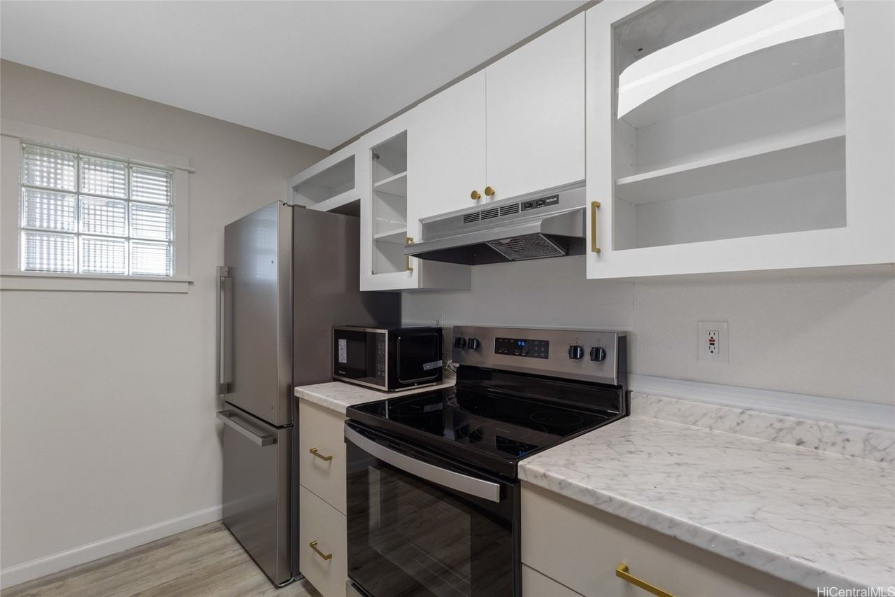 91-1207 Kaneana St #E - Photo 7 of 22