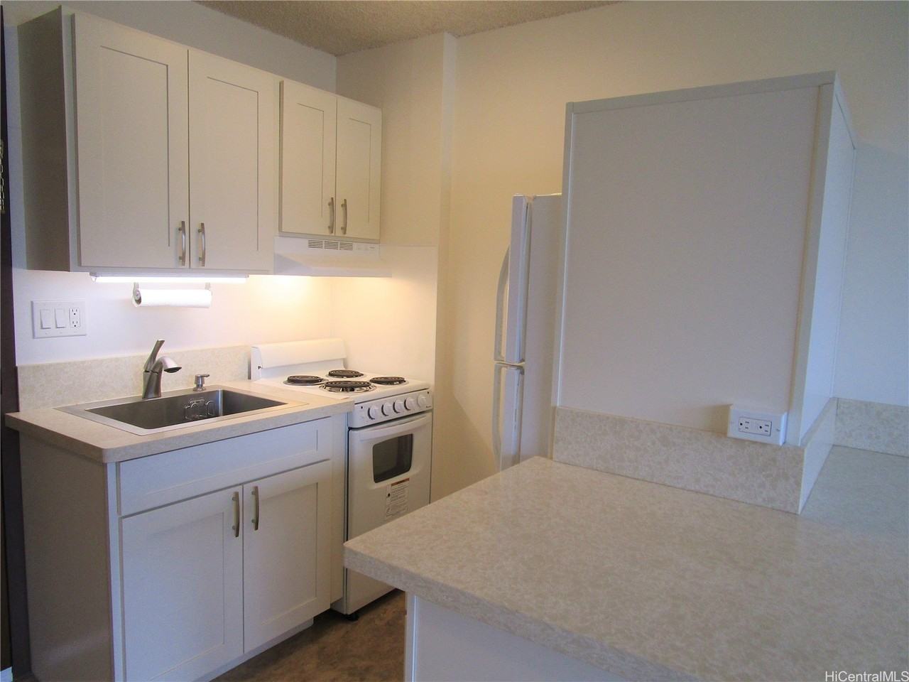 1560 Kanunu St #920 - Photo 7 of 20