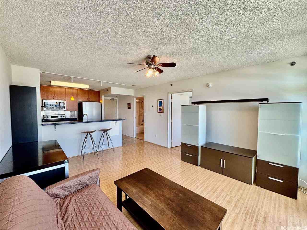 1448 Young St #1007 - Photo 4 of 14