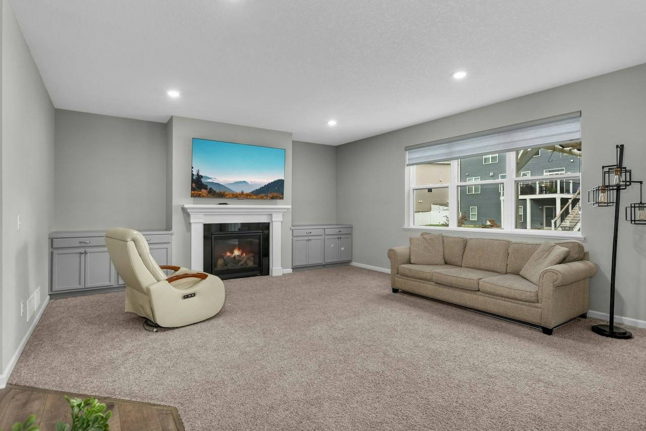 18925 41st Avenue North - Photo 6 of 37