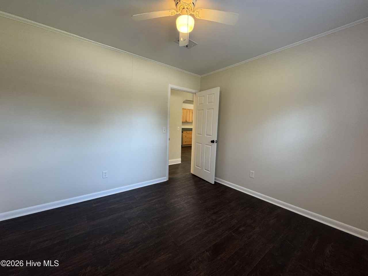 317 Covington Rd - Photo 6 of 17