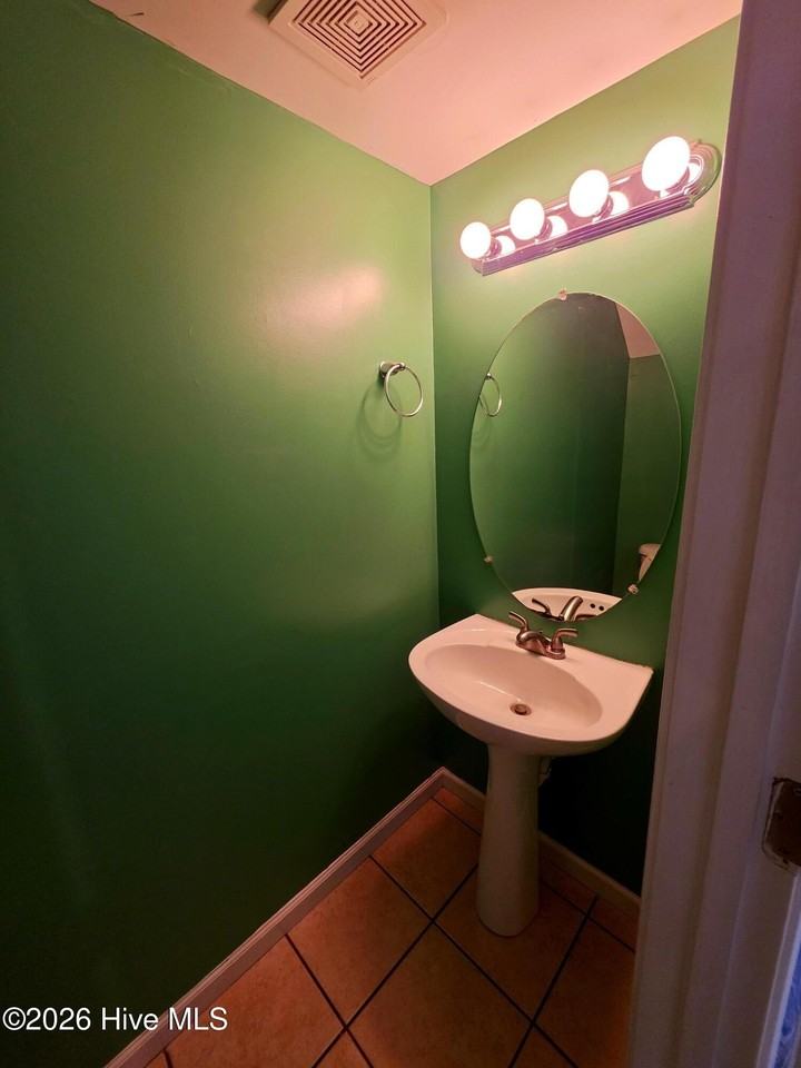300 Caldwell Loop - Photo 7 of 13