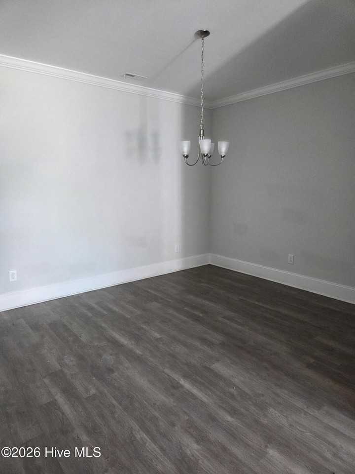 3237 Gordon Dr #A - Photo 6 of 13