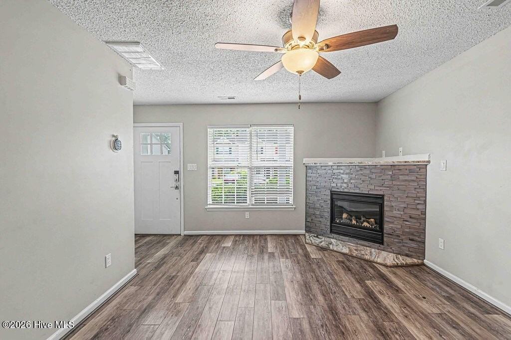 103 Meadowbrook Ln - Photo 6 of 23