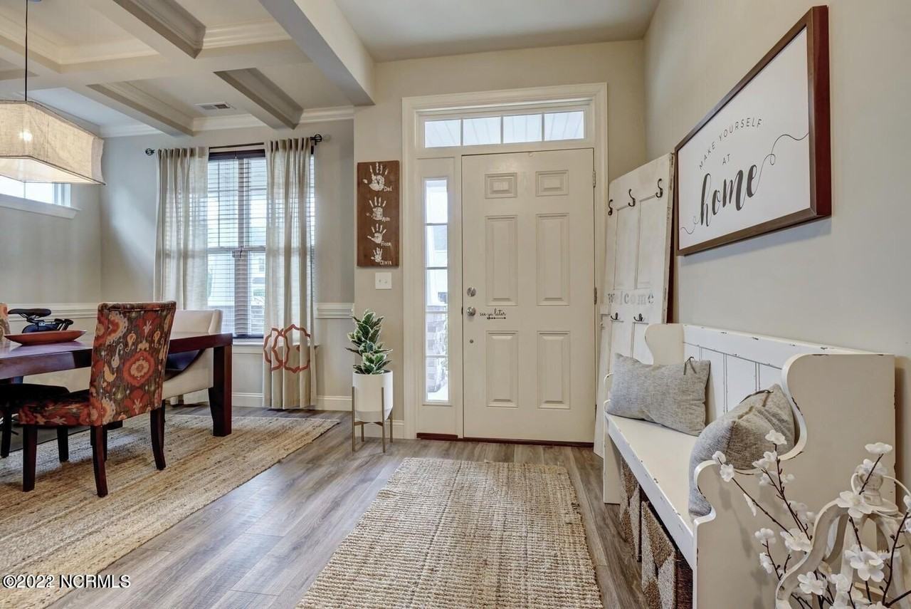 363 Belvedere Dr - Photo 6 of 41