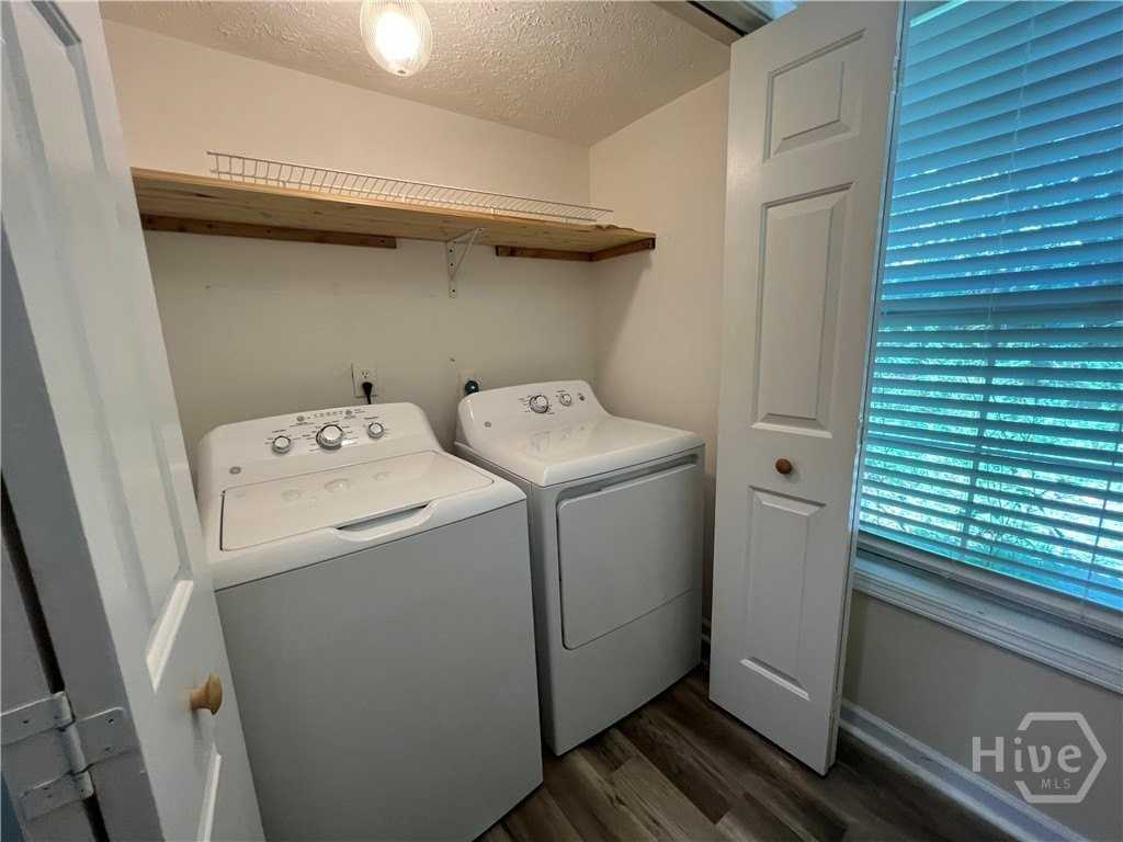 112 White Ter - Photo 5 of 11