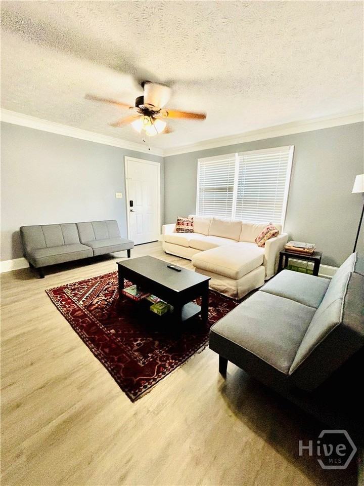 108 Barrington Dr #1 - Photo 3 of 19