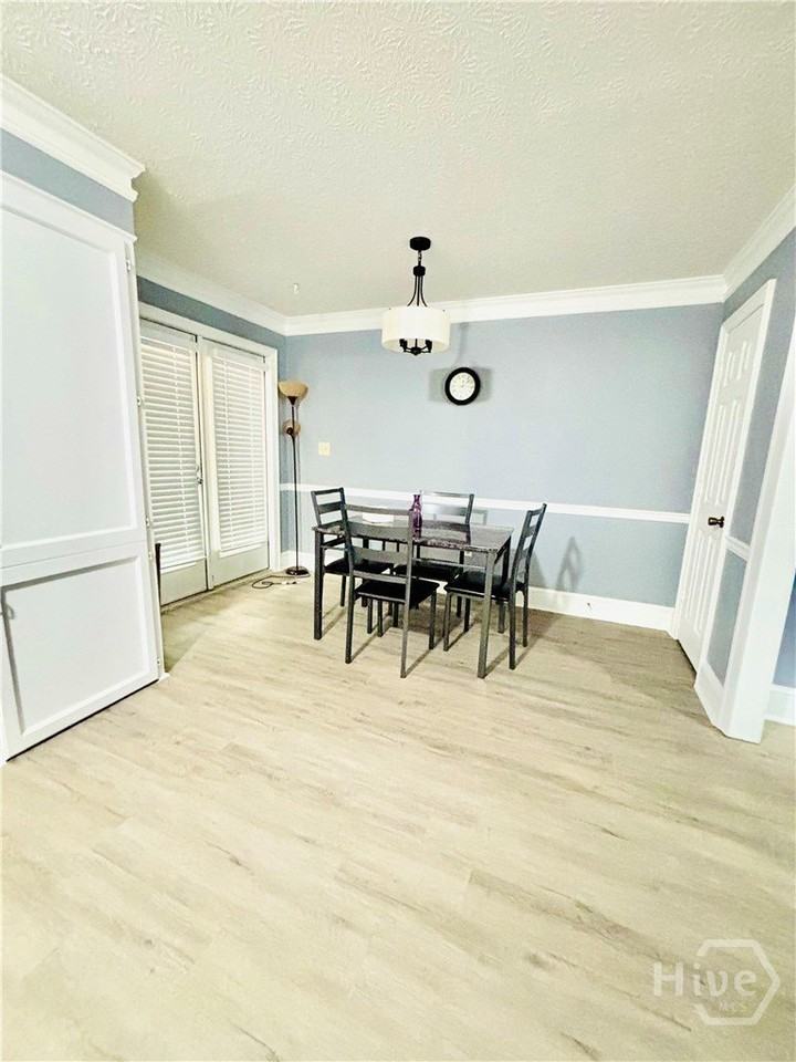 108 Barrington Dr #1 - Photo 7 of 19