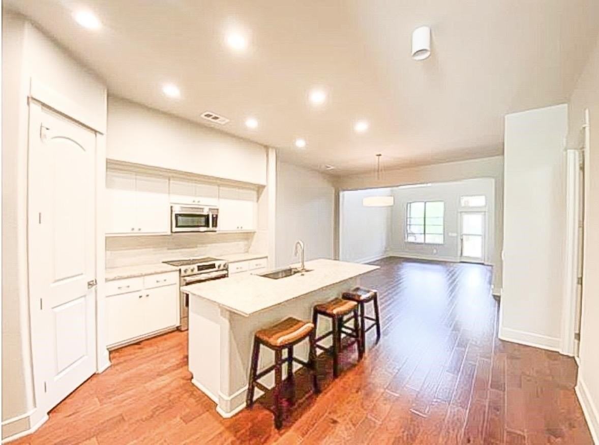 108 Tuscan Dr - Photo 3 of 25