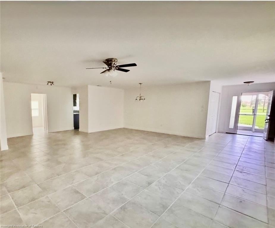 3252 Golfview Rd - Photo 4 of 19