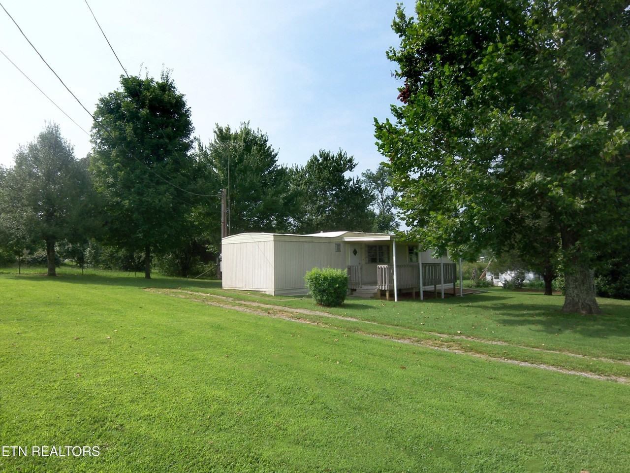 108 Overton Ln - Photo 3 of 12