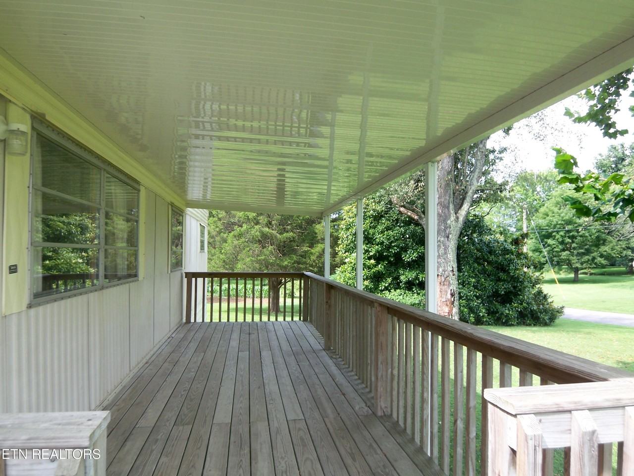 108 Overton Ln - Photo 4 of 12