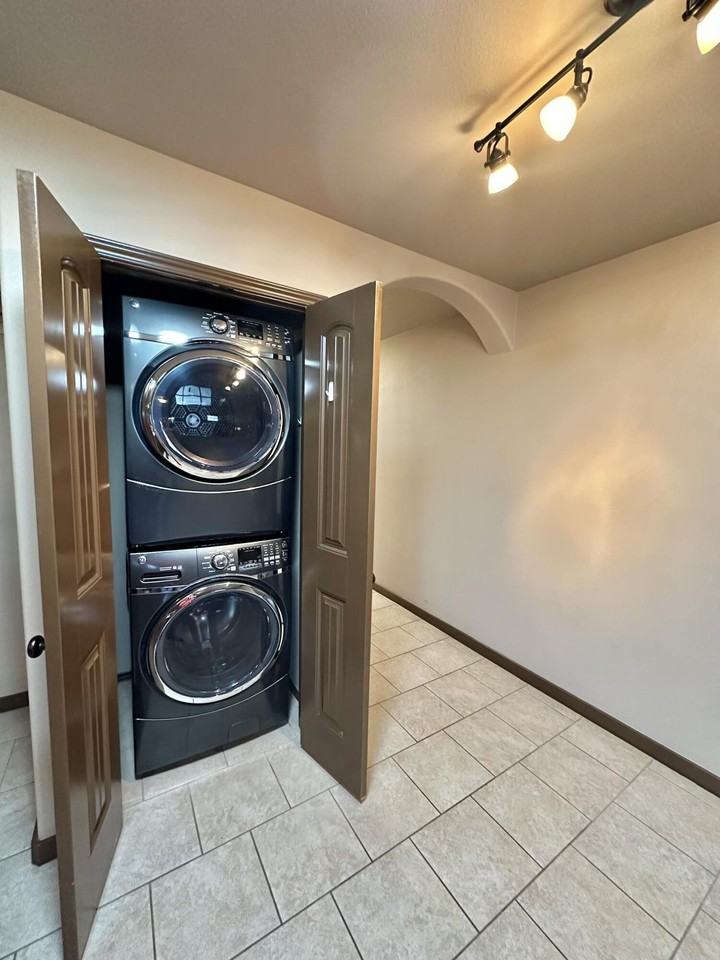 2123 14th St #A - Photo 7 of 14