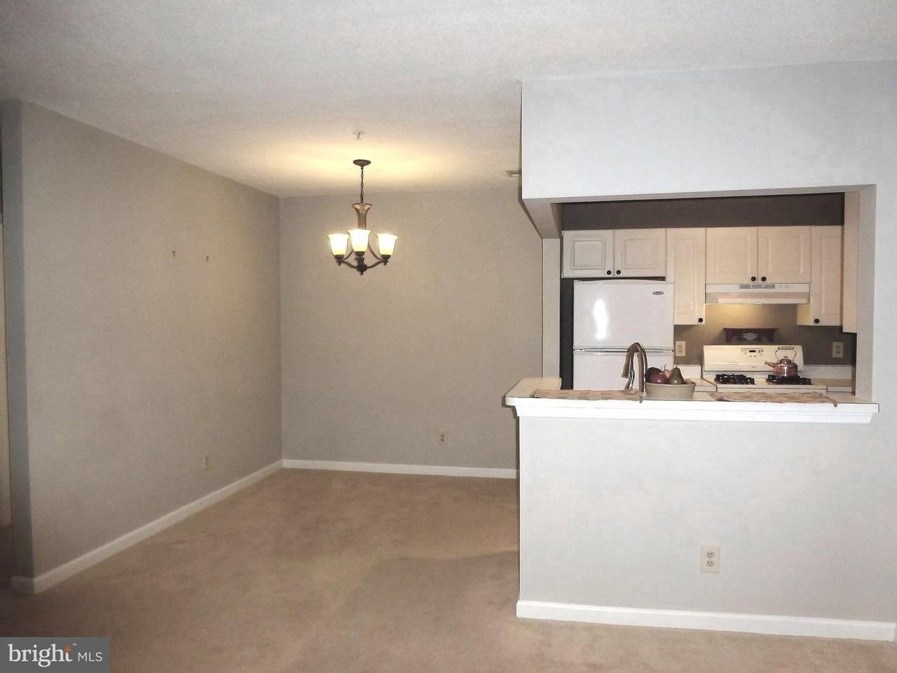20311 Beechwood Ter - Photo 4 of 27