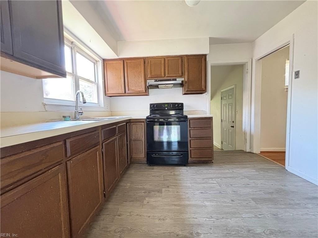 2901 E Malden Ave - Photo 7 of 20