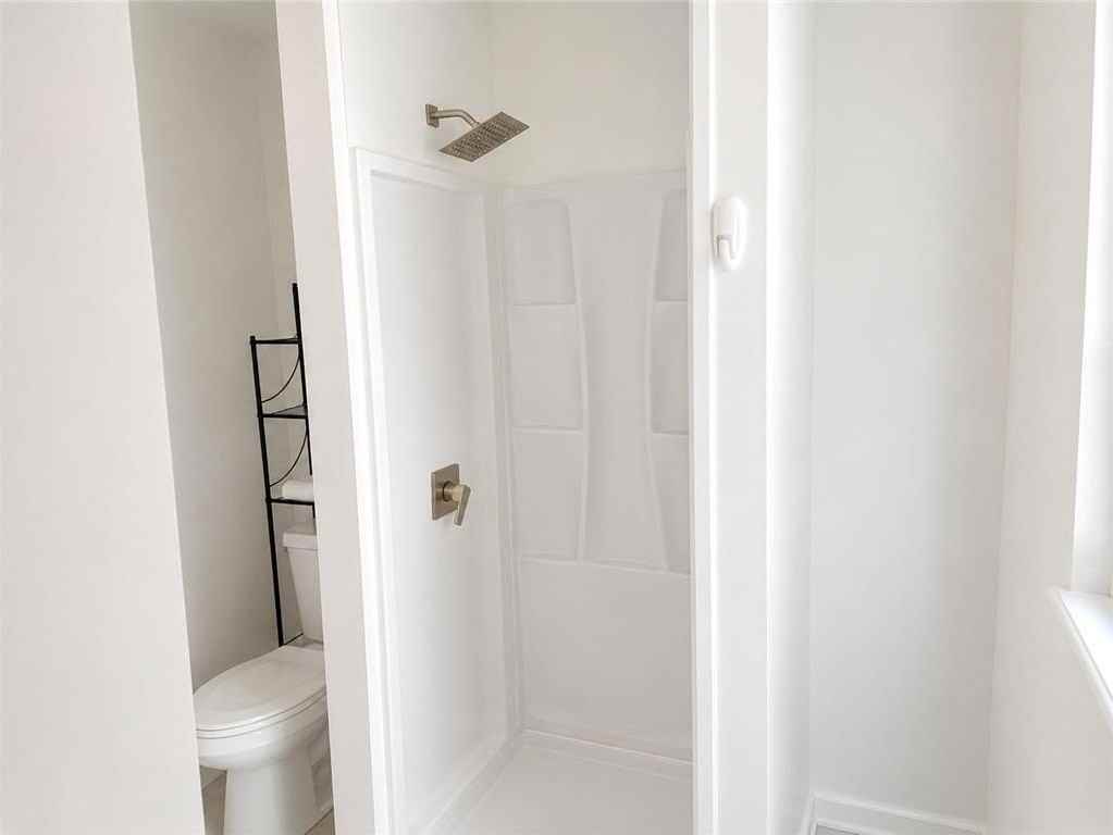 1823 W Linden St #2 - Photo 5 of 8