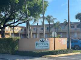 featured image of 6255 Kendale Lakes Cir #116