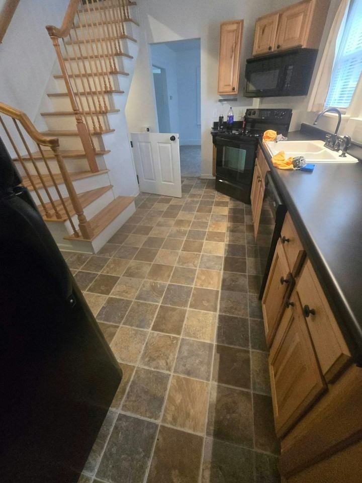 4013 Wildwood Ave - Photo 4 of 5