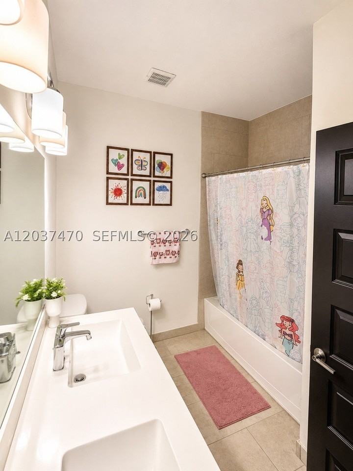 15778 Nw 91st Ct #15778 - Photo 6 of 9