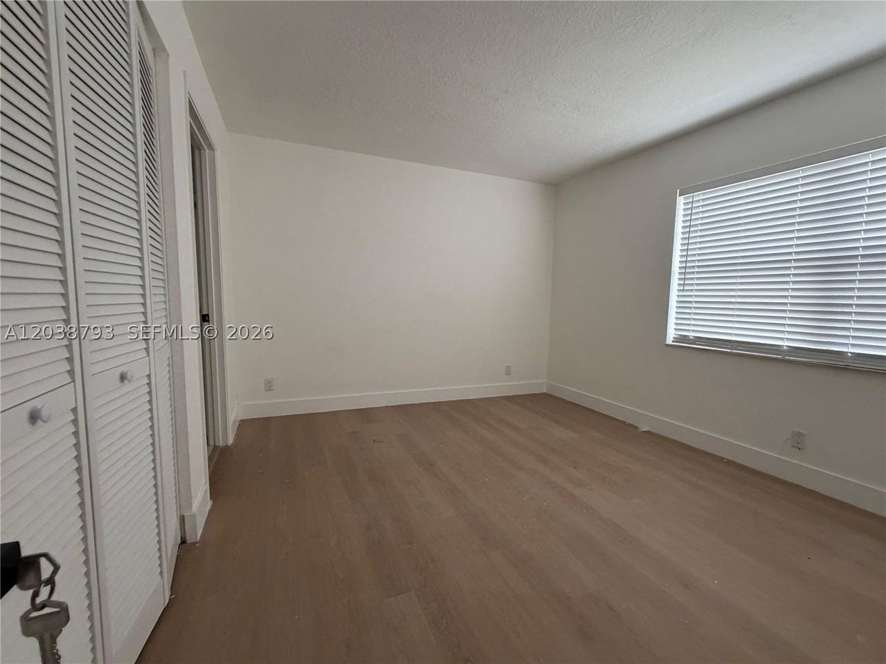 3540 N University Dr #C6 - Photo 6 of 9