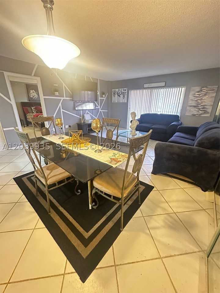 4158 Inverrary Dr #405 - Photo 3 of 19
