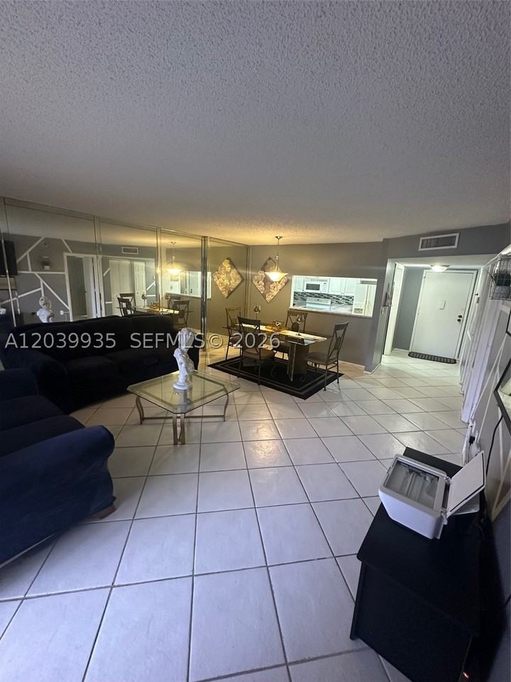 4158 Inverrary Dr #405 - Photo 6 of 19