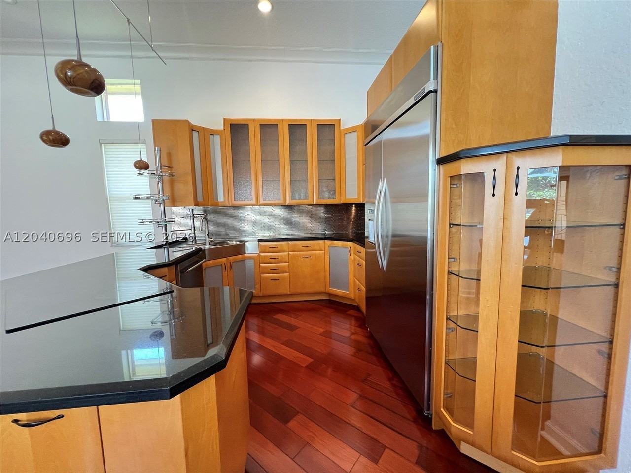 4324 Nw 65th Ter - Photo 6 of 50