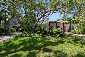 featured image of 7420 Sw 53rd Pl
