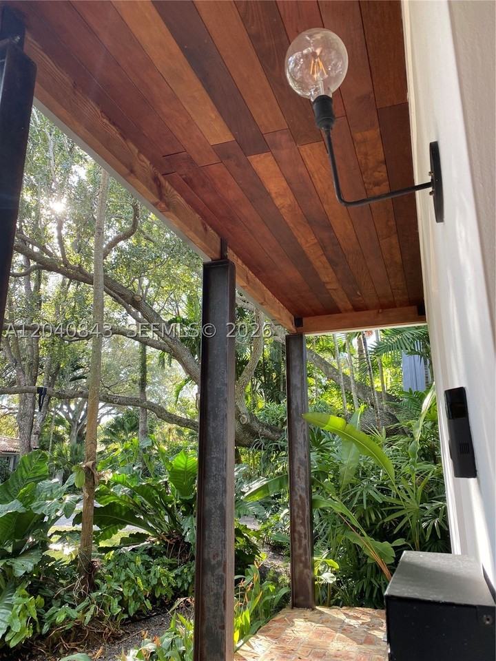 7420 Sw 53rd Pl - Photo 3 of 37