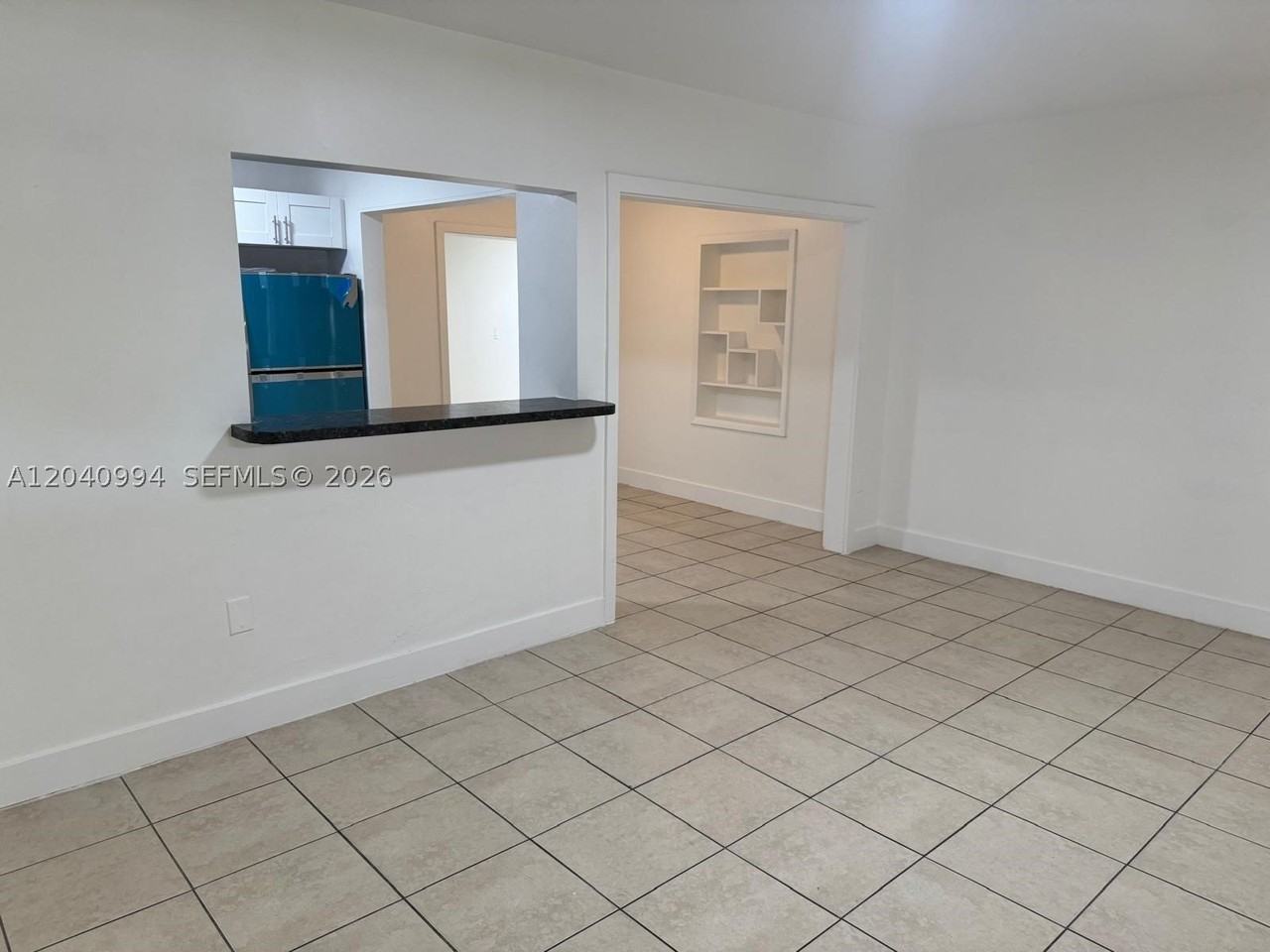 820 Ne 141st St - Photo 3 of 12