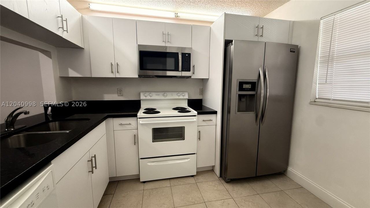 9262 Nw 1st St #205 - Photo 3 of 21