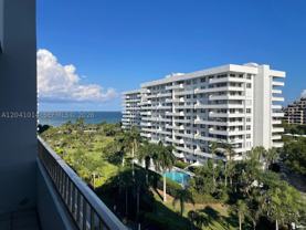 155 Ocean Lane Dr #811 - Photo 1 of 1
