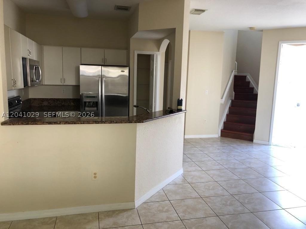 11823 Sw 152nd Ct - Photo 2 of 20