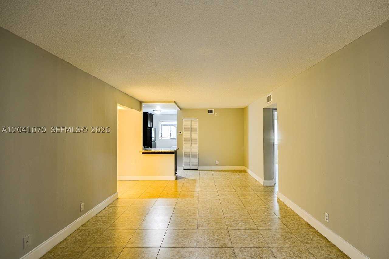 703 Gardens Dr #102 - Photo 3 of 43