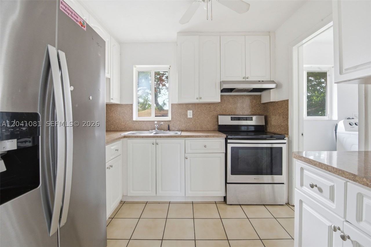 7521 Nw 1st Ave #7523 - Photo 4 of 15