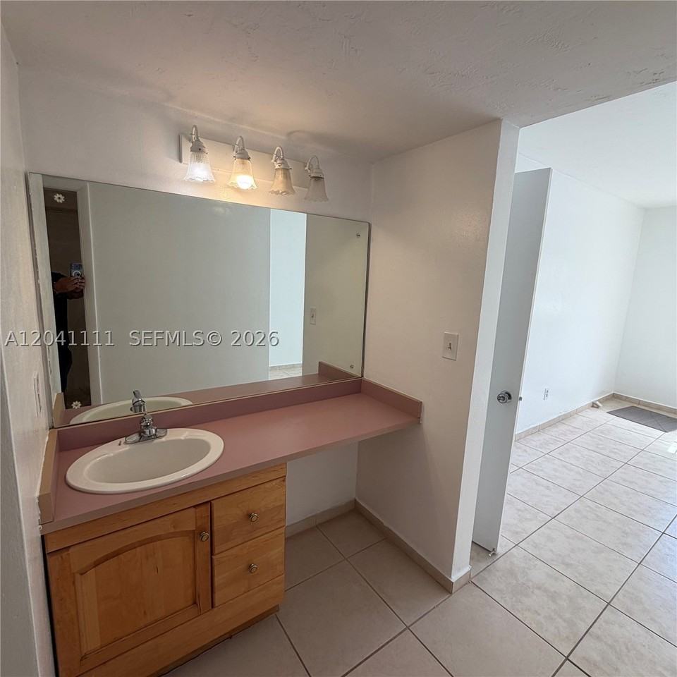7505 Sw 82nd St #206 - Photo 5 of 14