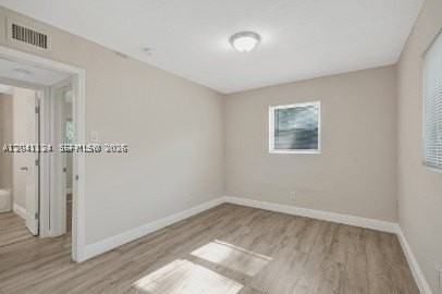 429 Nw 9th Ave #3 - Photo 5 of 17