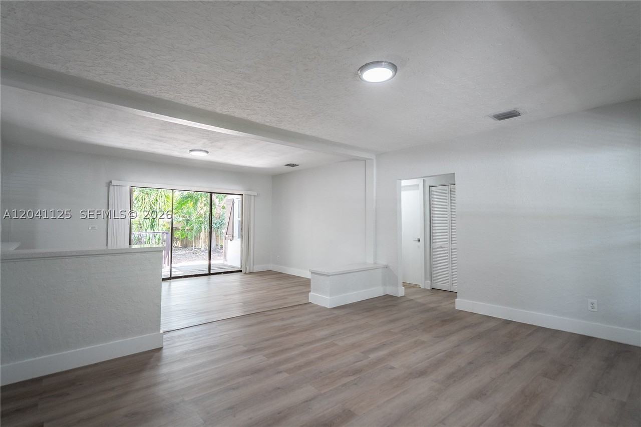 1691 Ne 143rd St #0 - Photo 4 of 36